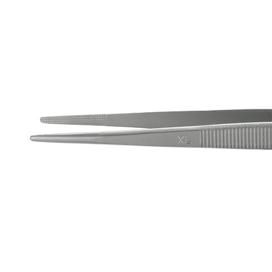 Close up on tips of GIA tweezers, showing rough texture on inside of tweezers and rounded points